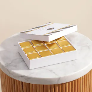 Le Chocolatier Dubai Graduation Chocolate Box | 12 Pieces