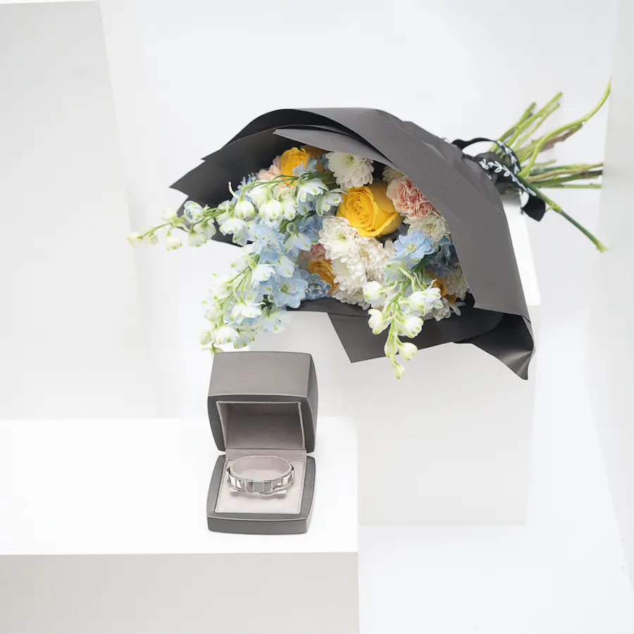 Zayan Classic Sliver Medium Bangle | Sunlit Serenity Bouquet 6