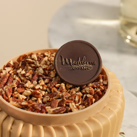 Madeleine Carrot Caramel Cake | Elegant Roses Vase