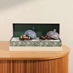 Bonbonniere Pistachio Rose and Cashew Stuffed Dates Gift Set