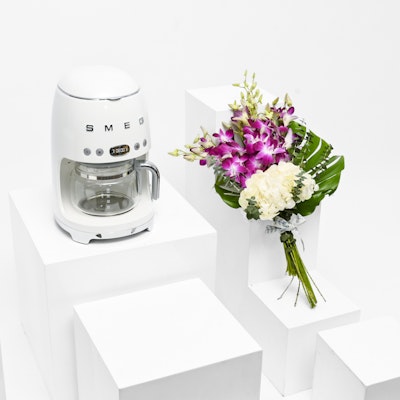 Smeg with Fresh Blooms 