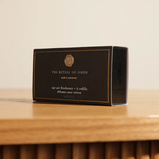 معطر هواء ذا ريتوالز أوف عود للسيارة من ريتوالز