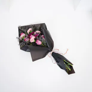 Roses & Carnation | Hand Bouquet 