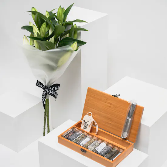 Feel Good Tea Wooden Box | White Liliums Bouquet