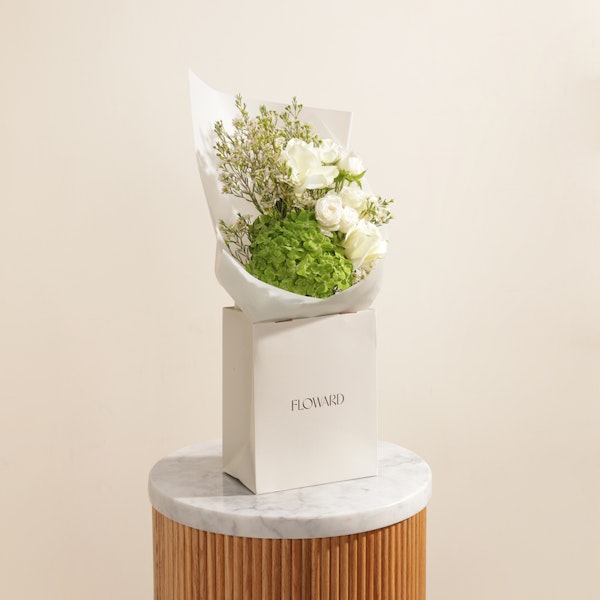 Amber Romance Flowers Bouquet