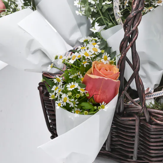 Lovely Flower Favors Basket