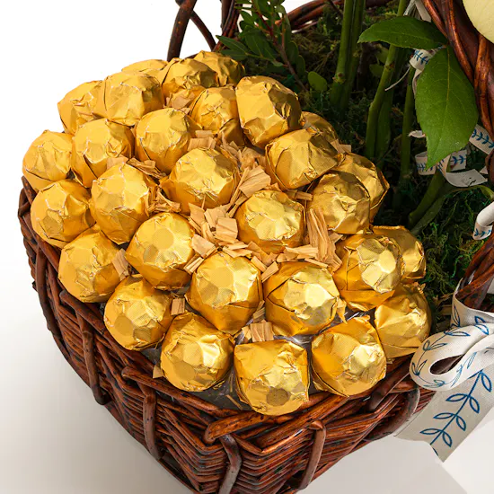 Congratulations Basket | Rose and Chocolate
