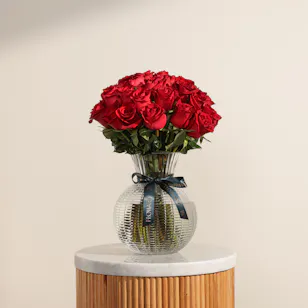 Royal Red Rose Vase Royal Red Rose Vase
