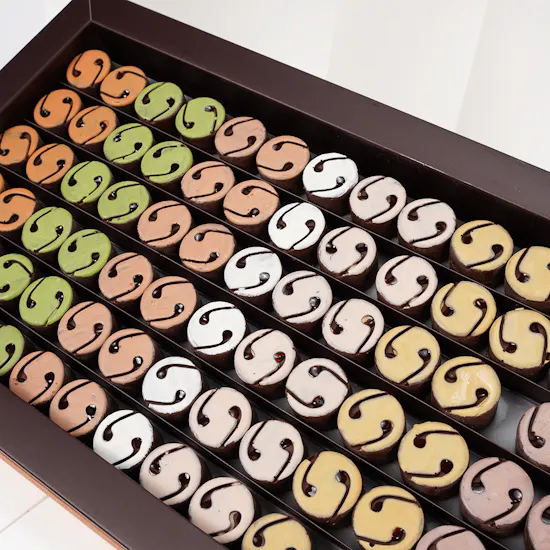 More Large Dates Chocolate Box | Rose Bouquet