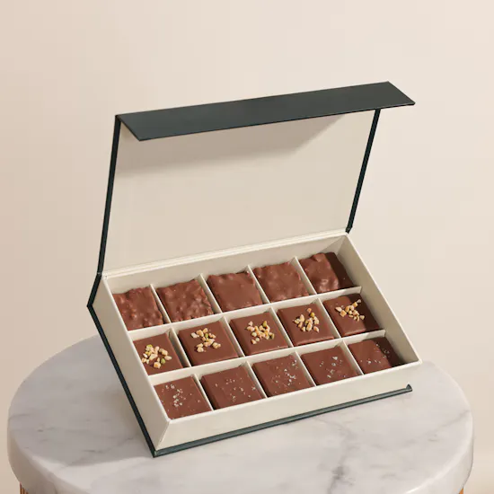 Floward Luxurious Small Chocolates Box | 15 Pieces