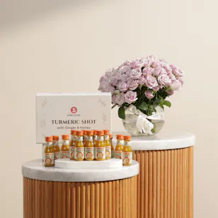 Al Malaky Royal Tumeric Shots Box | Shiny Baby Roses Vase