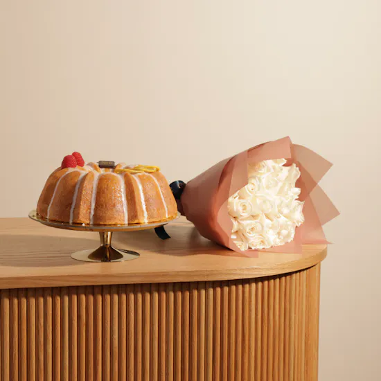 Sucre De Nada Lemon Cake | Roses