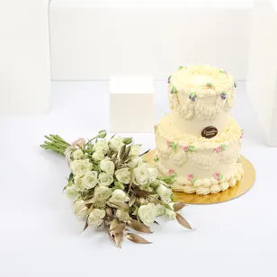  Lovely Vanilla Crispy Cake | Delicate Floral