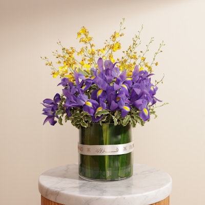 Blossoming Flowers | Glass Vase