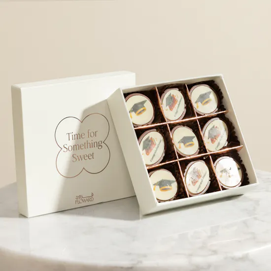 Floward Graduation Mix Chocolate Box