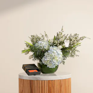 Dar Alsabeak Gold Bar | Charming Vase Dar Alsabeak Gold Bar | Charming Vase