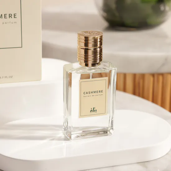 عطر كشمير اكستريت دي بارفيوم للجنسين من بتلة | زهور هادئة