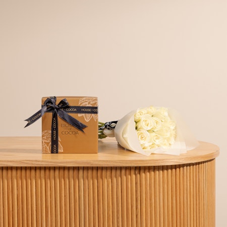 House of Cocoa Small Chocolate Box | 15 White Roses