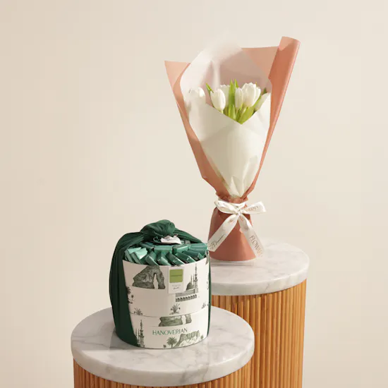 Hanoverian Chocolate Box | Just for Your Smile Flower Bouquet