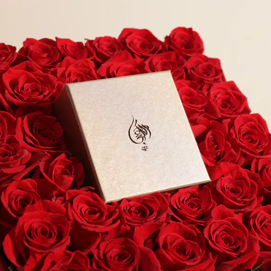 Kooheji Jewellery Flower Petals Rose Gold Diamond Necklace | Crimson Love Rose Box
