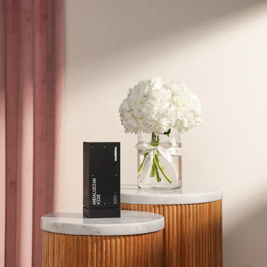 عطر الشتاء من مبخر | زهور همس الندى