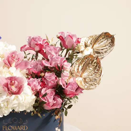 Blissful Festive Flower Box