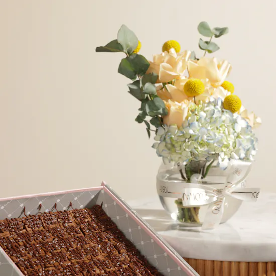 Creamy Ribbons Large Nutella Chocolate Sea Salt Brownies Box | Delightful Flowers
