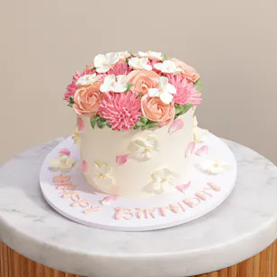 Floward Floral Box Cake | Love Letter Floward Floral Box Cake | Love Letter
