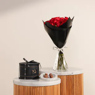 Nor Noyau Medium Black Velvet Chocolates Box | Magical Flowers 