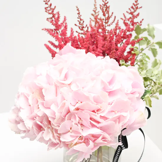 Hydrangea & Astilbe | Glass Vase