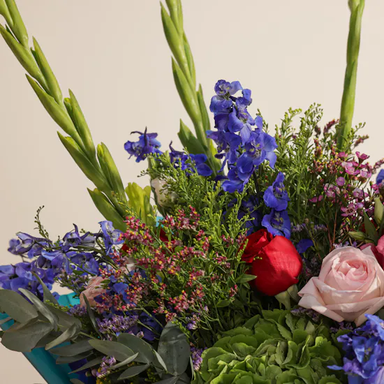 The Beauty of Blooms | Flowers Bouquet