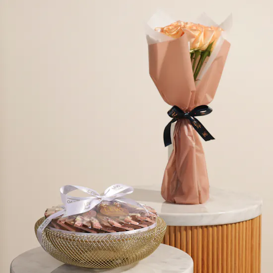 Levo Luxury Chocolate Box | Joyful Flowers Bouquet