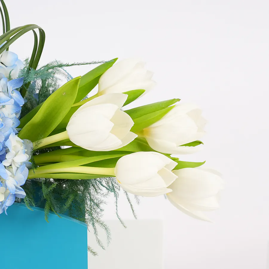 New Baby Reception Vase | Delicate Blooms 6