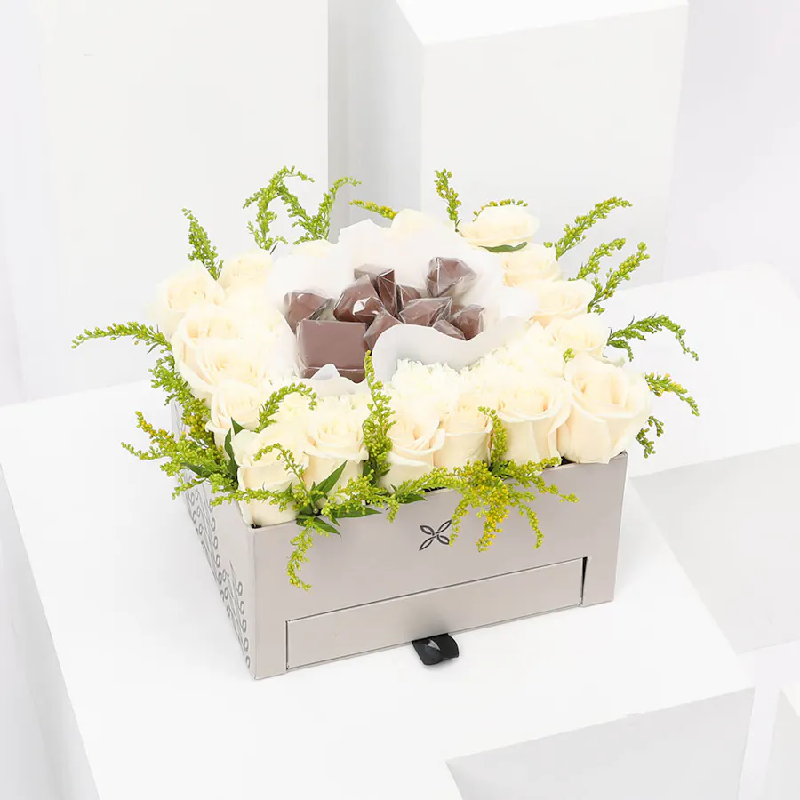 White Rose Box | Chocolates Drawer 1