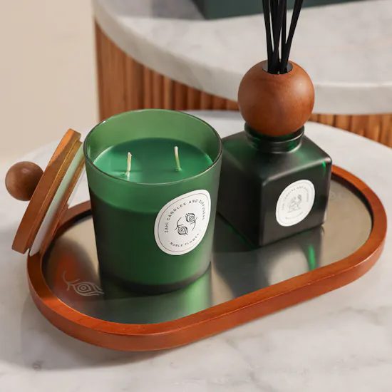 مجموعة هدايا شمعة و اعواد معطرة من زاهي