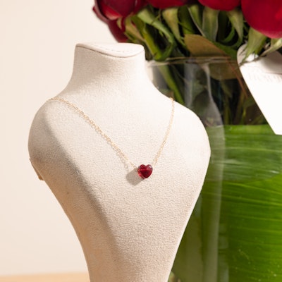 L'azurde Red Heart Stone Pendant Necklace | Romantic Roses Vase