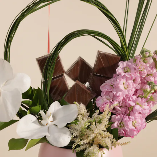 Floward Delicate Chocolate | Birthday Flowers