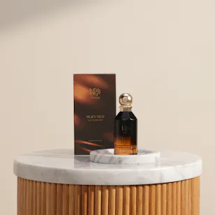 عطر سلكي عود للنساء من لوتاه 