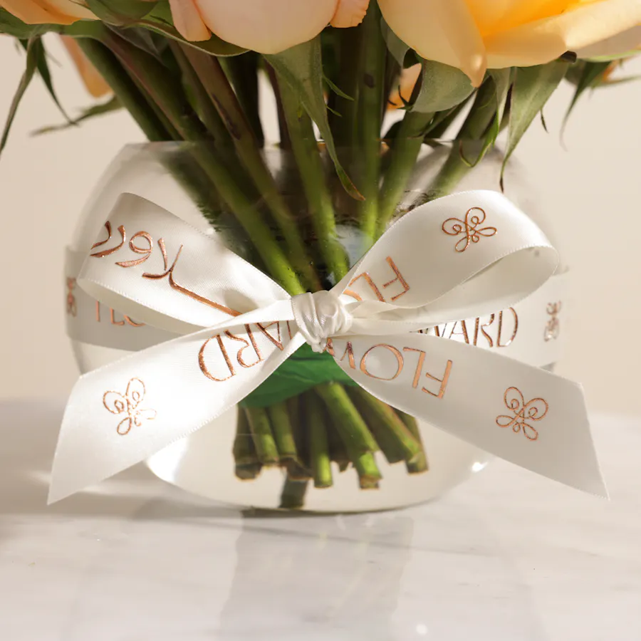 Graceful Peach Rose Vase | 25 Roses 3