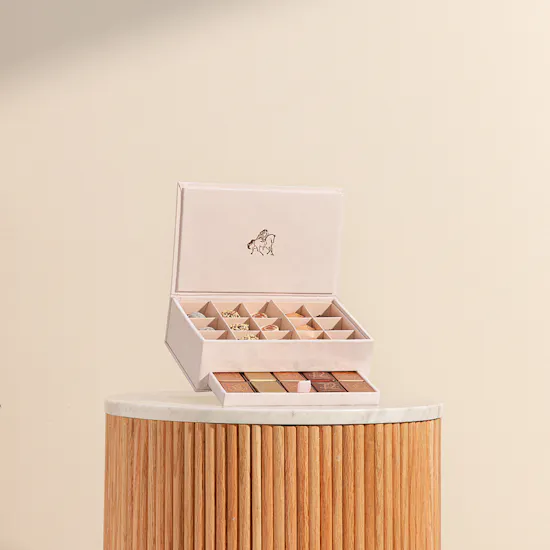 Godiva Small Beige Royal Chocolate Box