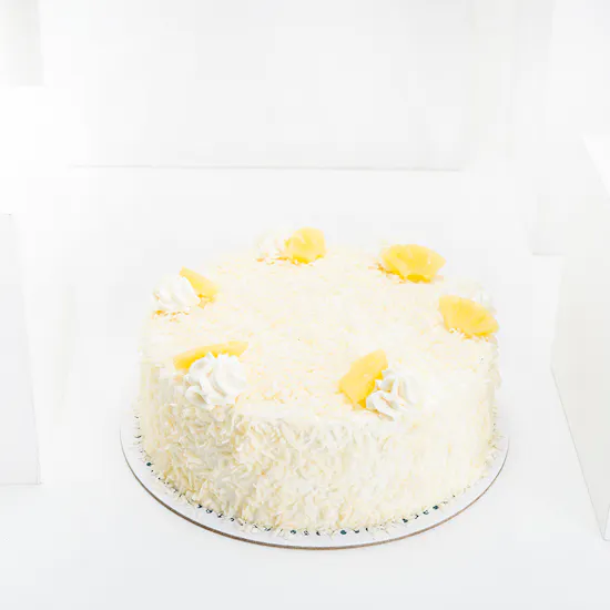 Yara’s Corner Pinocalada Cake | Yellow Roses