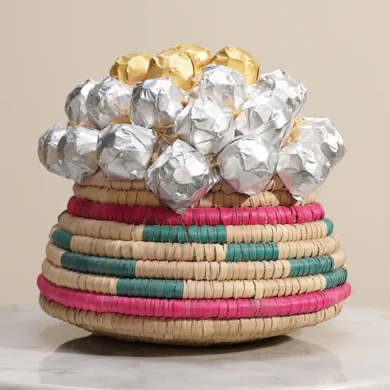 Floward Chocolate Favors Basket