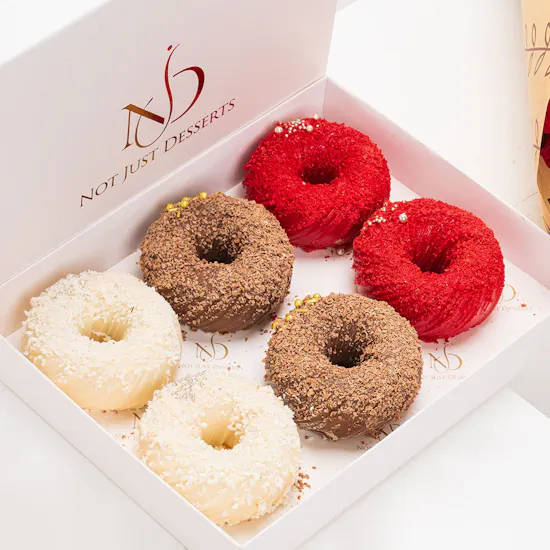 NJD Donut Style Mini Cakes | Red Roses