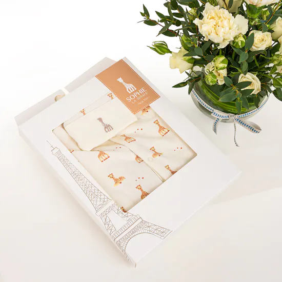 Dee Mama Sophie La Girafe Unisex Set | White Carnation