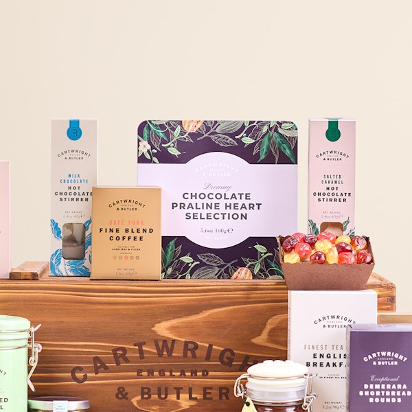 Cartwright & Butler The Swaledale Hamper | Love Roses Bouquet ♡