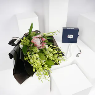 Kun White Misbaha | Serenity Bouquet