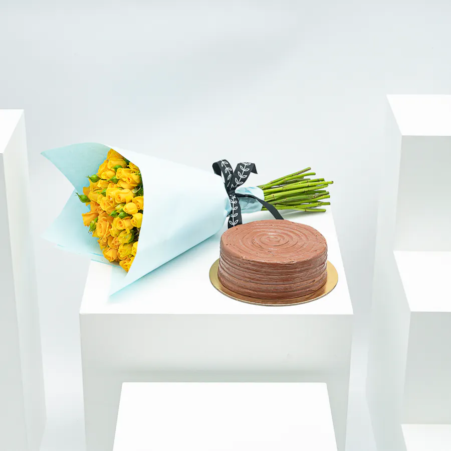 Munch Bakery Chocolate Cake | Yellow Baby Roses 1