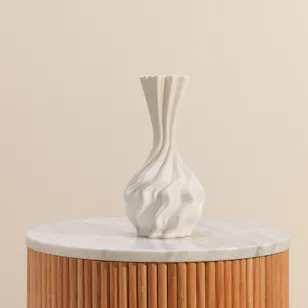 Floward Classy 3D Decorative Vase