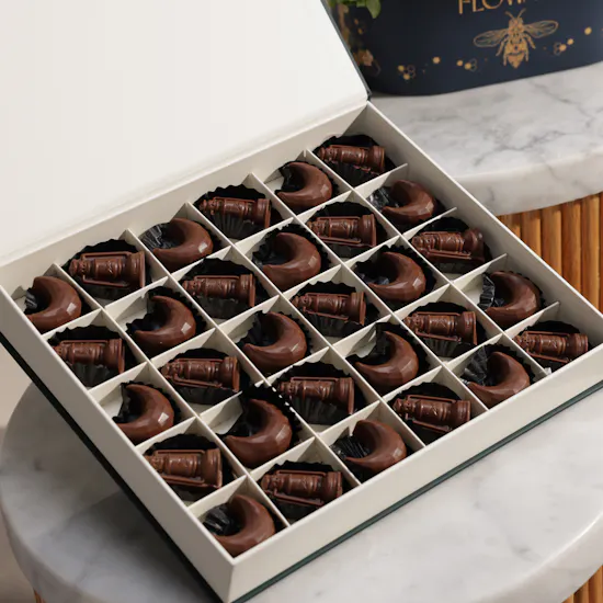 Floward Essence of Joy Medium Chocolate Box | Sweetly Gentle Flower