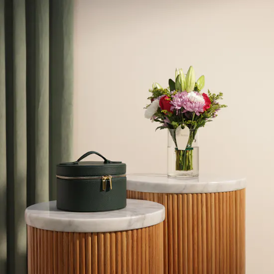 Feel Good Tea Green Leather Tea Bag Set | Refined Loving Flower Vase
